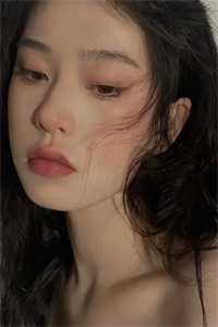 女主叫温时念